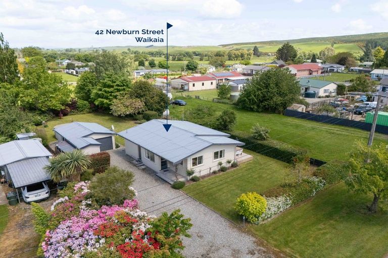 Photo of property in 42 Newburn Street, Waikaia, 9778
