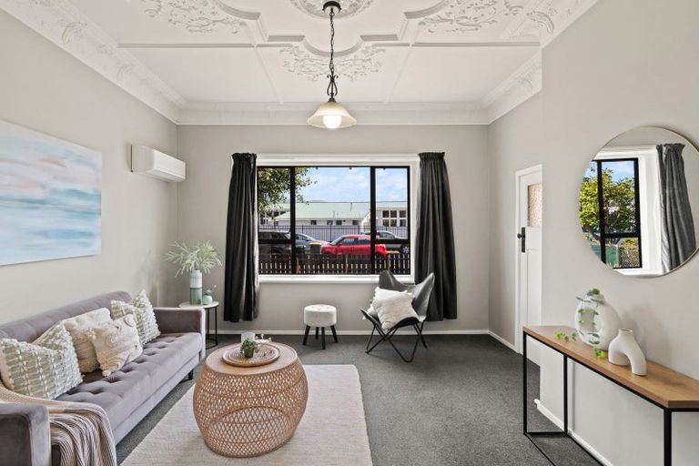 Photo of property in 8 Auld Street, Saint Kilda, Dunedin, 9012
