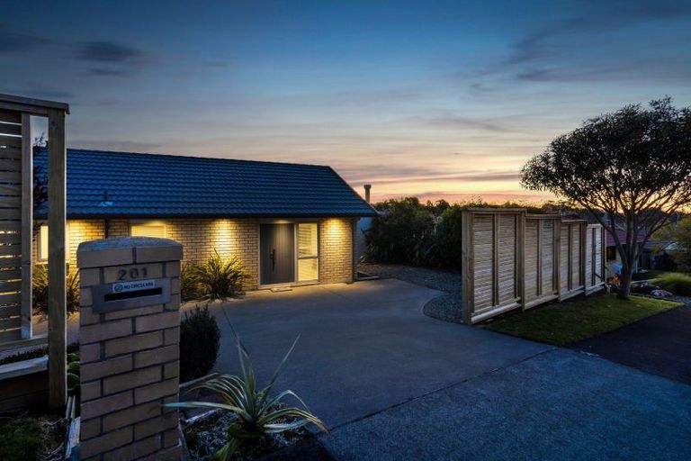 Photo of property in 201 Heta Road, Merrilands, New Plymouth, 4312
