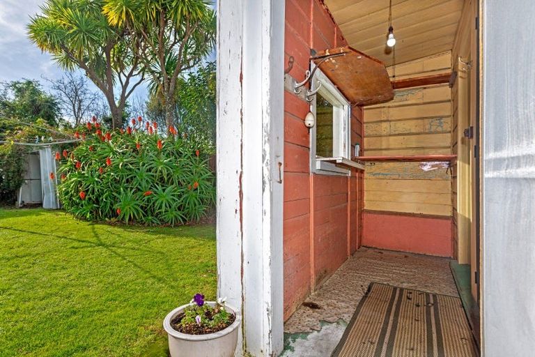 Photo of property in 104 Iranui Road, Inner Kaiti, Gisborne, 4010