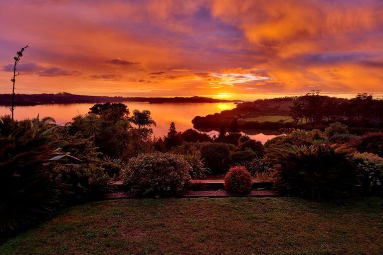 Photo of property in 90 Reinga Road, Kerikeri, 0230