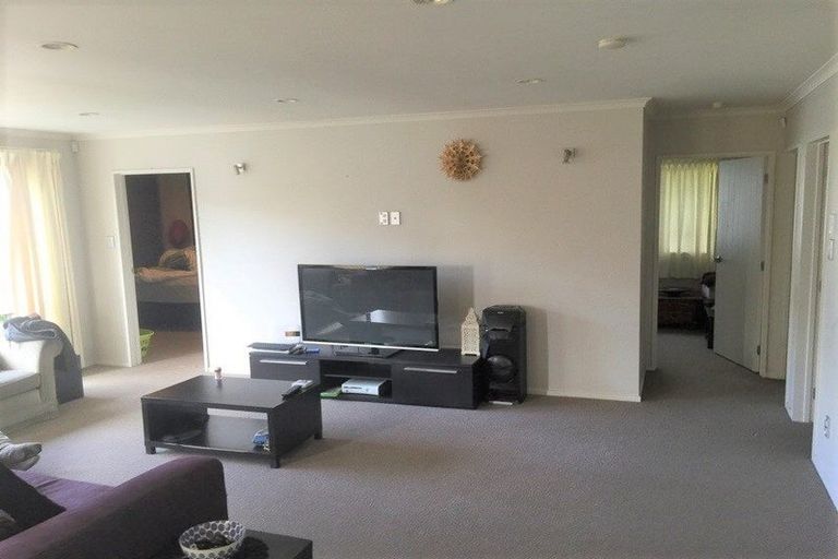 Photo of property in 13a Karaka Street, New Lynn, Auckland, 0600
