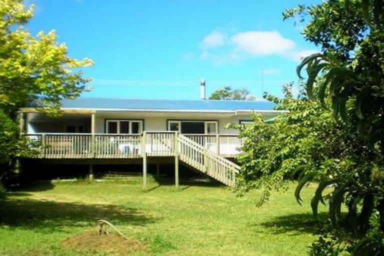 Photo of property in 36 Lake Road, Okaihau, 0475