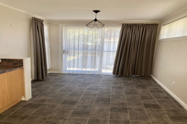 Photo of property in 74 Birmingham Street, Takaro, Palmerston North, 4412