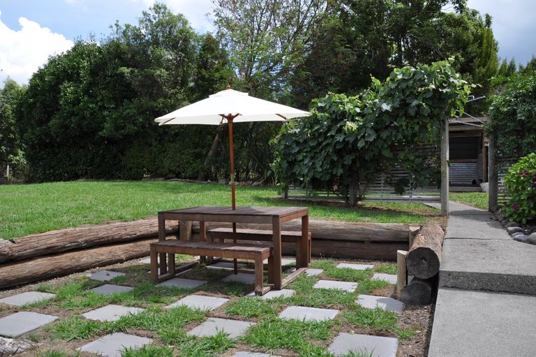 Photo of property in 39 Honore Drive, Linton, Palmerston North, 4472