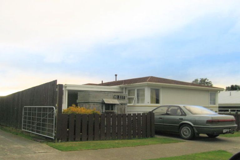 Photo of property in 38 Nassau Avenue, Grenada North, Wellington, 5028