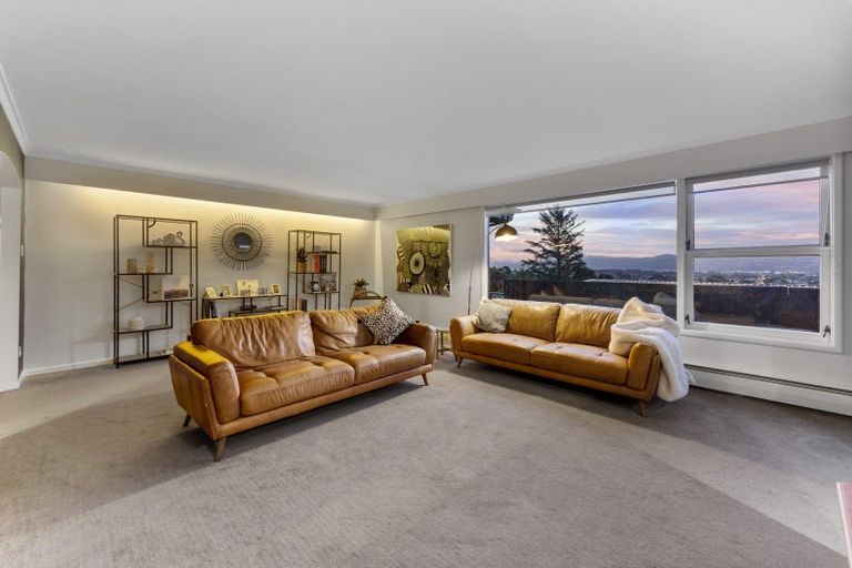 Photo of property in 212a Whites Line East, Waiwhetu, Lower Hutt, 5010