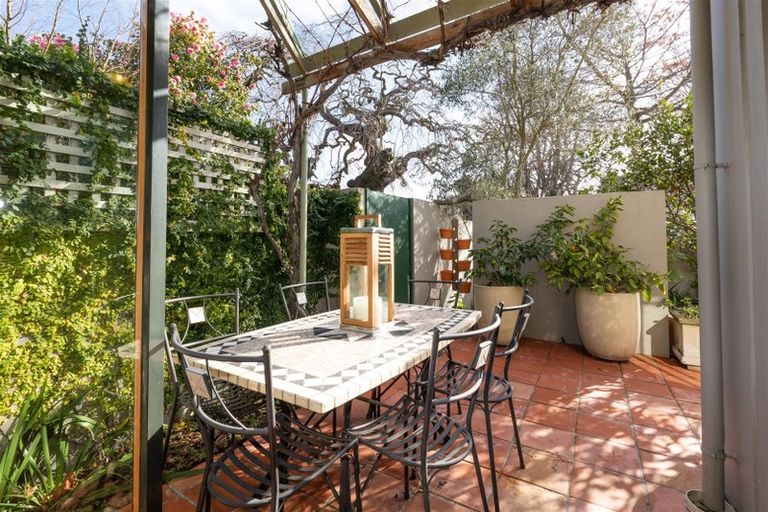 Photo of property in 16a Saint Albans Street, St Albans, Christchurch, 8014