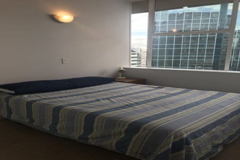 Photo of property in Terrace Tower Apartments, 9b/126 The Terrace, Wellington Central, Wellington, 6011