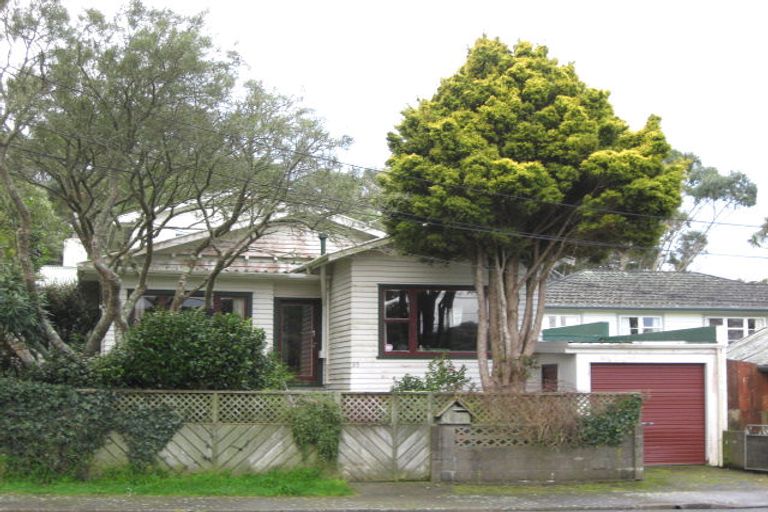 Photo of property in 35 Rosehaugh Avenue, Karori, Wellington, 6012