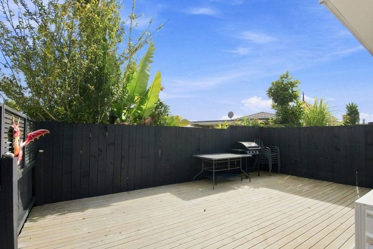 Photo of property in 18a Larissa Avenue, Henderson, Auckland, 0610