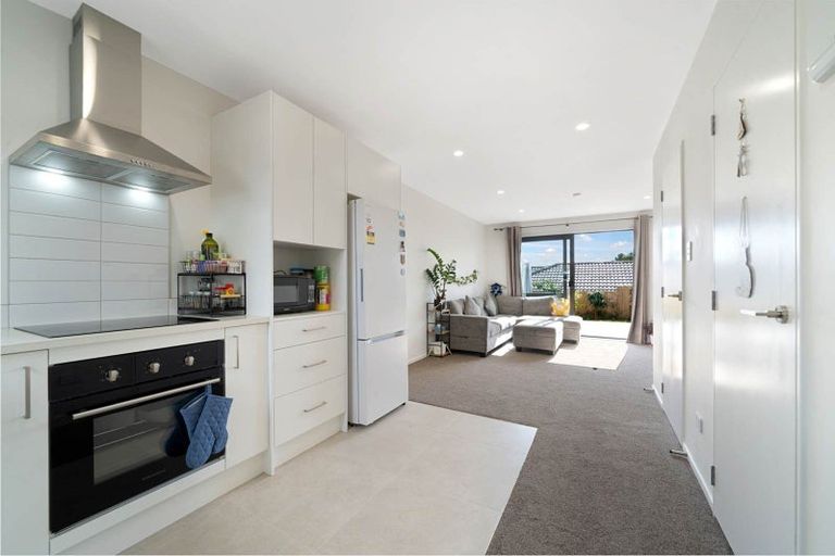 Photo of property in 23 Raupeti Lane, Henderson, Auckland, 0612