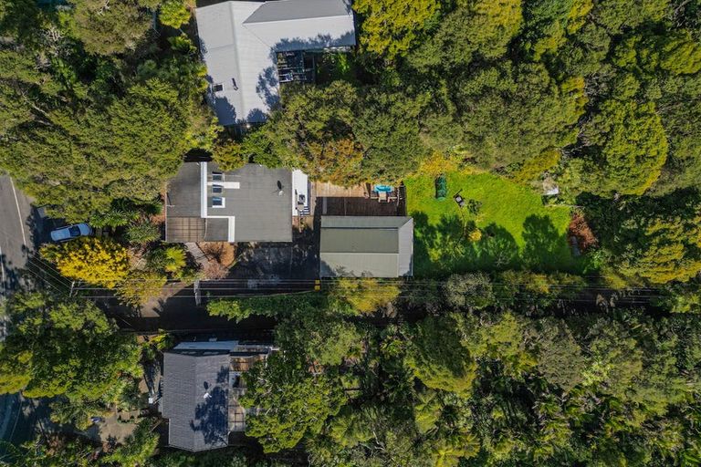 Photo of property in 1/757 West Coast Road, Oratia, Auckland, 0604