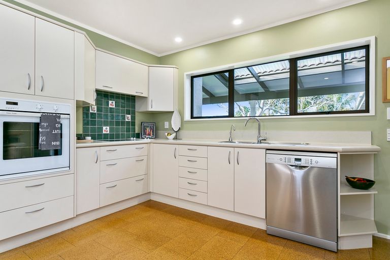 Photo of property in 2 Deanna Avenue, Morrinsville, 3300