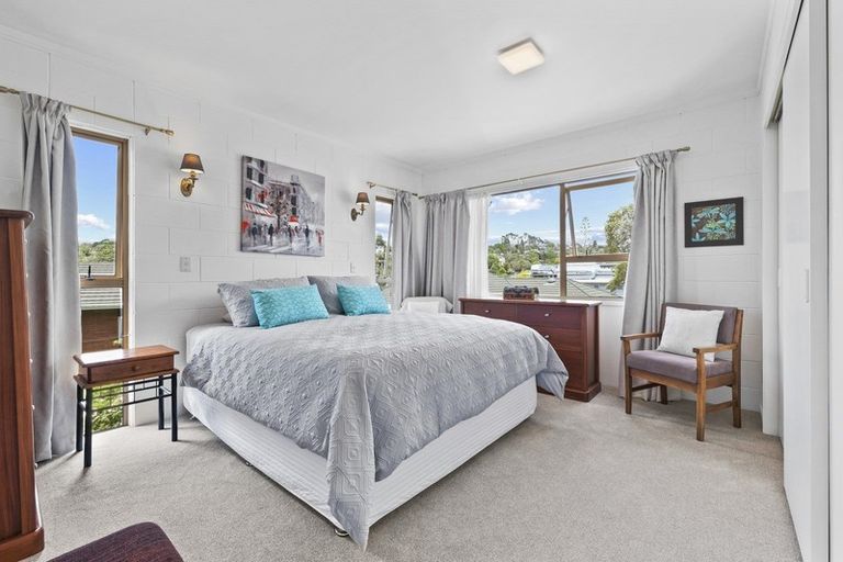 Photo of property in 2/59 Maxwelton Drive, Mairangi Bay, Auckland, 0630