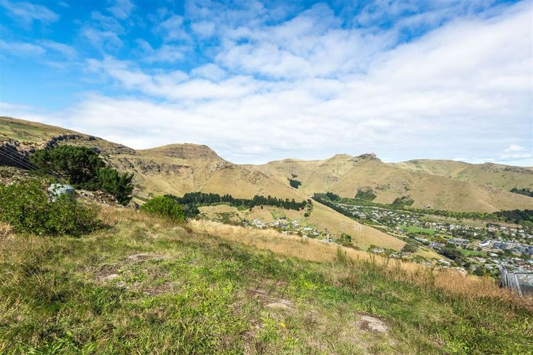 Photo of property in 11 Parkridge Place, Mount Pleasant, Christchurch, 8081