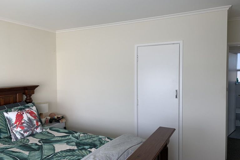 Photo of property in 2/19 Sudan Avenue, Milford, Auckland, 0620