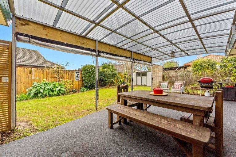 Photo of property in 6 Pono Place, Waiuku, 2123