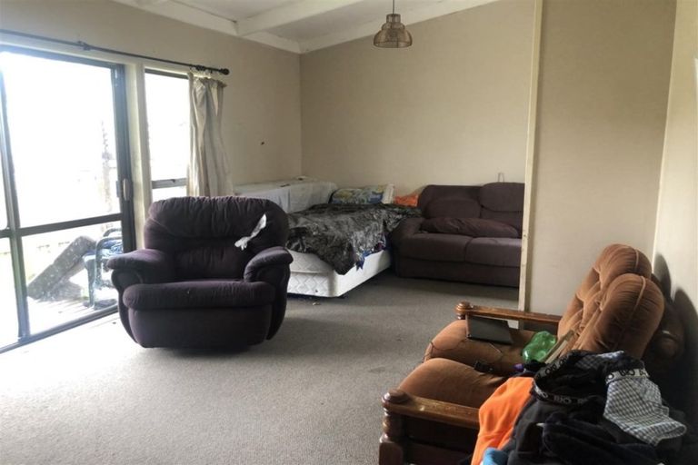 Photo of property in 2/150 Settlement Road, Papakura, 2110
