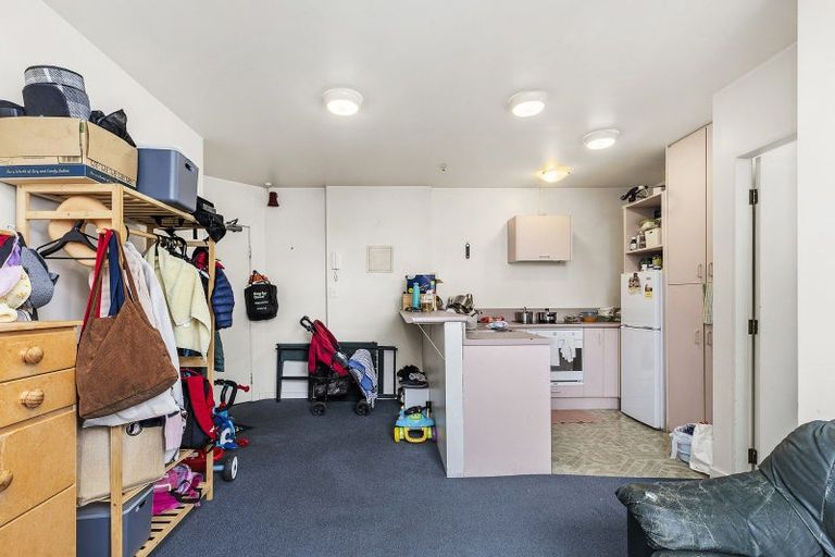 Photo of property in Regency Apartments, 6d/49 Manners Street, Te Aro, Wellington, 6011