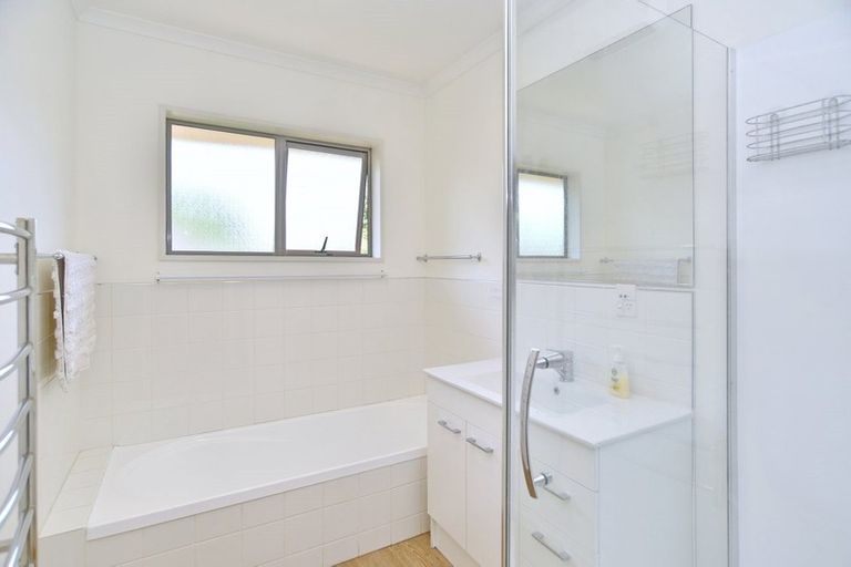 Photo of property in 14 Stopforth Street, Woodend, 7610