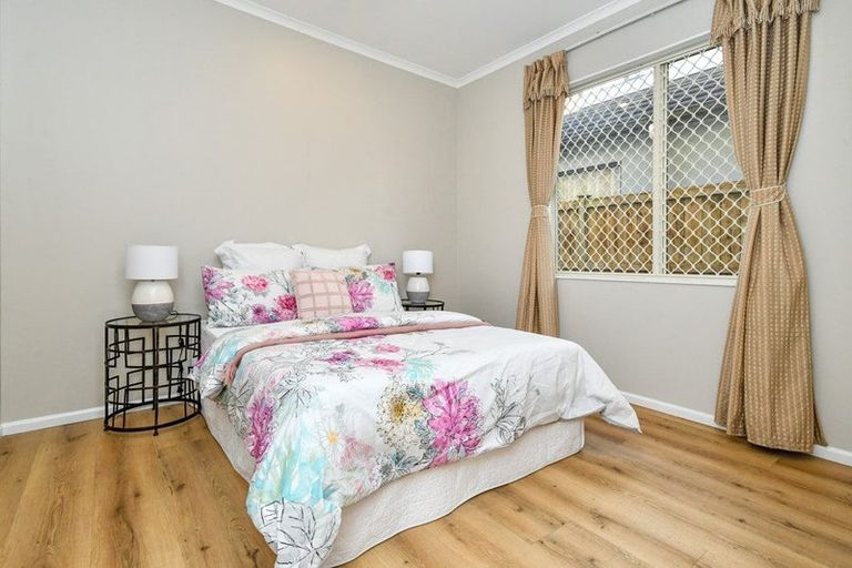 Photo of property in 12 Janway Avenue, Flat Bush, Auckland, 2016