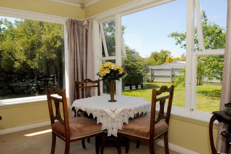 Photo of property in 16 Augustine Street, Waimate, 7924