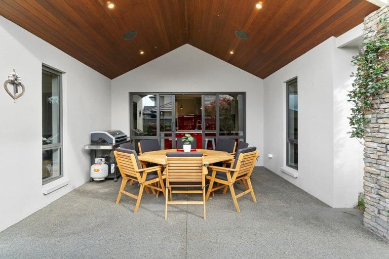 Photo of property in 11 Johnnybro Place, Rototuna North, Hamilton, 3210