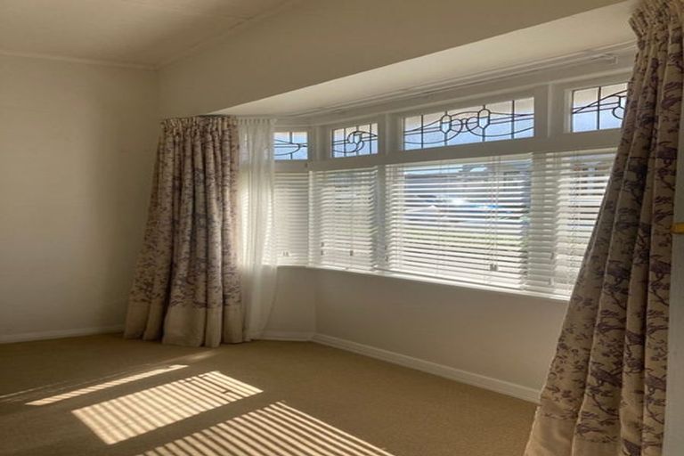 Photo of property in 9 Herald Terrace, Berhampore, Wellington, 6023