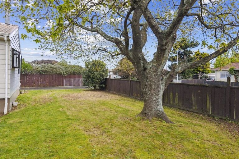 Photo of property in 5 Palmer Court, Paraparaumu, 5032