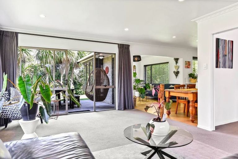 Photo of property in 12 Mclaren Place, Chedworth, Hamilton, 3210