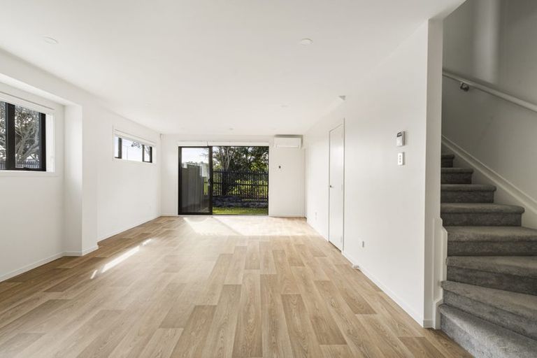 Photo of property in 3/75 Mcannalley Street, Manurewa East, Auckland, 2102