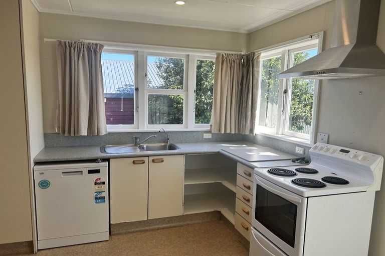 Photo of property in 11 Hereford Street, Levin, 5510