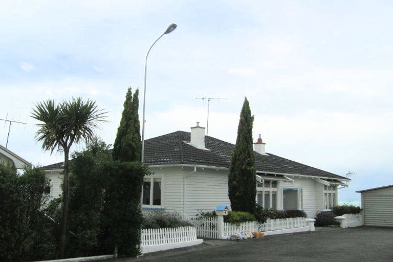 Photo of property in 4 Kavanagh Road, Hospital Hill, Napier, 4110
