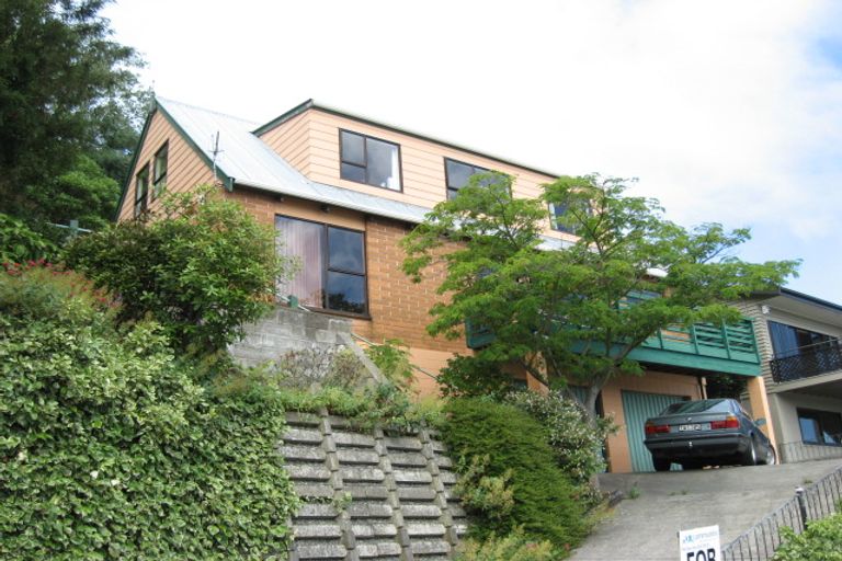 Photo of property in 2 Gilmour Terrace, Lyttelton, 8082