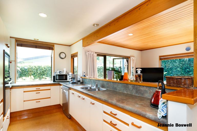 Photo of property in 8 Caccia Birch Lane, Hokowhitu, Palmerston North, 4410