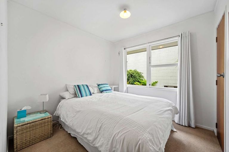 Photo of property in 2/310 Bucklands Beach Road, Bucklands Beach, Auckland, 2012
