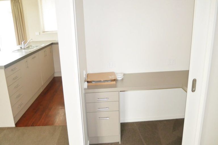 Photo of property in 6 Freyberg Avenue, Riccarton, Christchurch, 8011