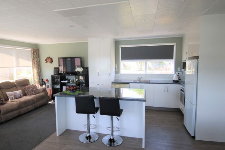 Photo of property in 31 Yorke Road, Haruru, 0204