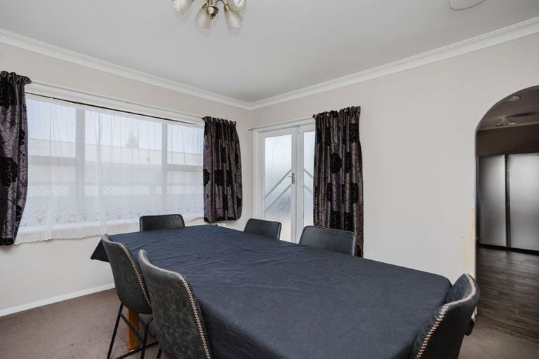 Photo of property in 5 Beedie Street, Dannevirke, 4930