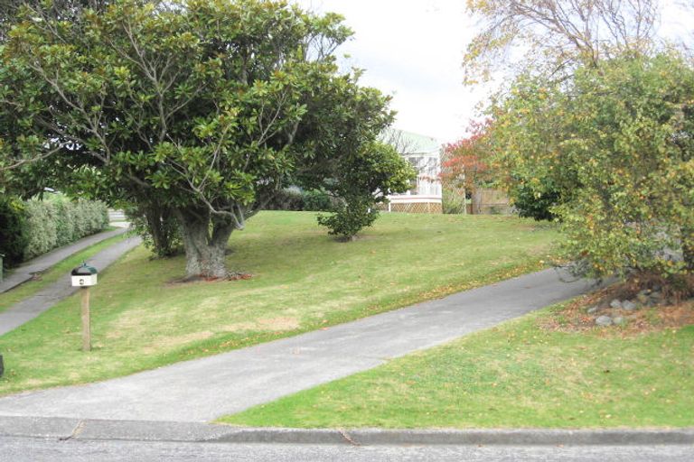 Photo of property in 4 Gavin Road, Raumati Beach, Paraparaumu, 5032