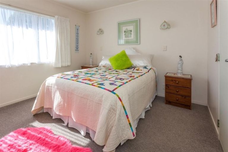Photo of property in 16/9 Campbell Close, Whangamata, 3620
