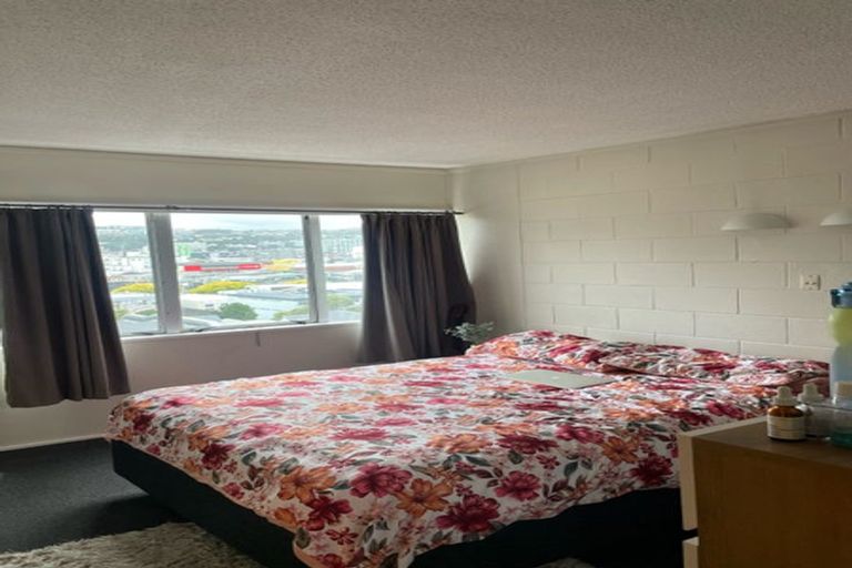 Photo of property in Melksham Towers, 503/131 Brougham Street, Mount Victoria, Wellington, 6011