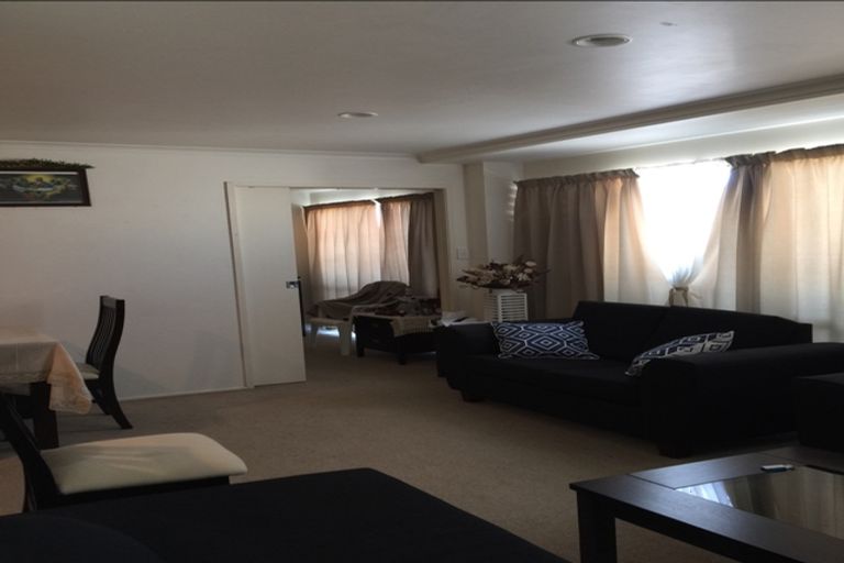 Photo of property in 14e/30 Westward Ho, Glen Eden, Auckland, 0602