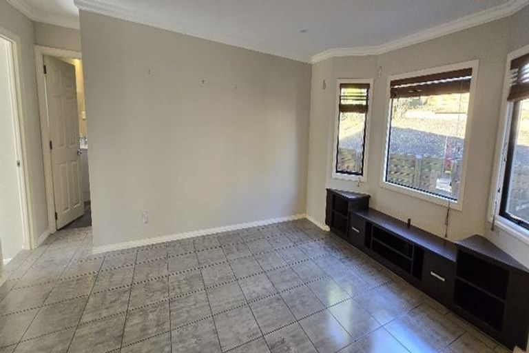 Photo of property in 17 Skye Road, East Tamaki Heights, Auckland, 2016