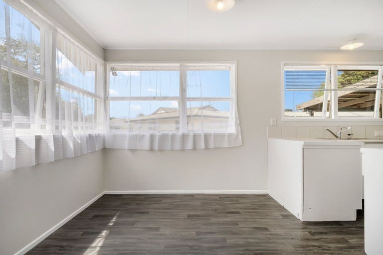 Photo of property in 14 Beryl Place, Pukehangi, Rotorua, 3015