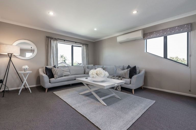 Photo of property in 8 Cooper Crescent, Cambridge, 3434