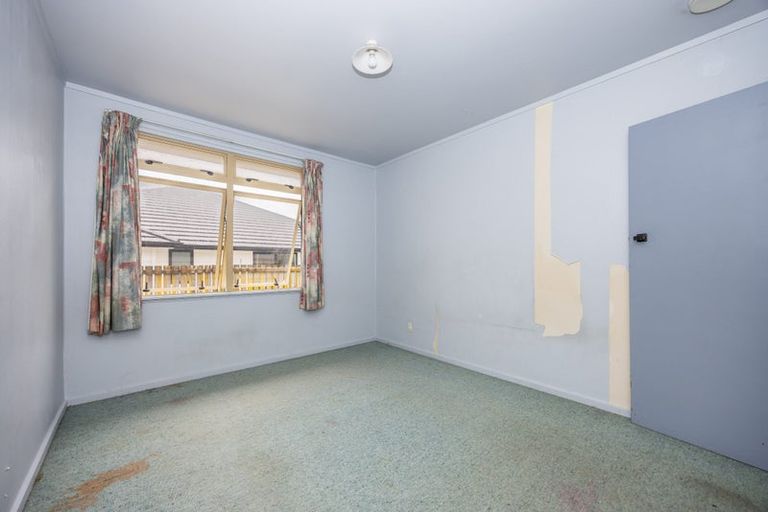 Photo of property in 42 Ross Crescent, Fairfield, Hamilton, 3214