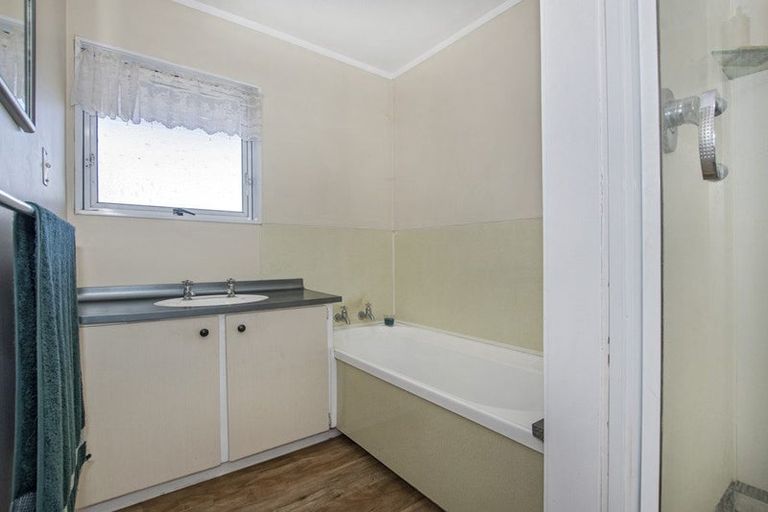 Photo of property in 1 Rerewai Place, Tikipunga, Whangarei, 0112