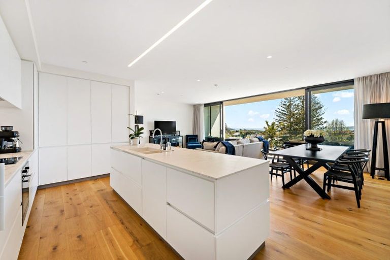 Photo of property in 203/250 Kepa Road, Mission Bay, Auckland, 1071